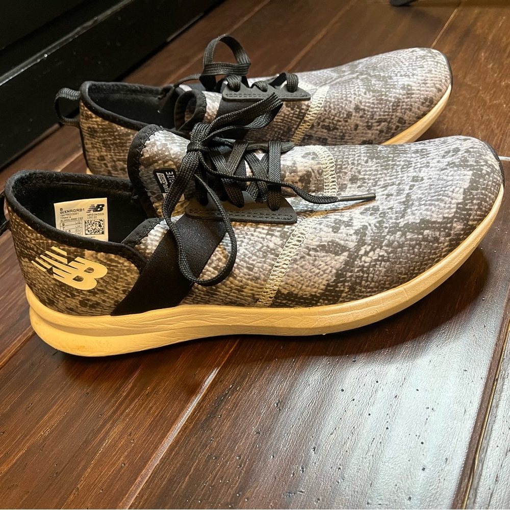 Women’s New Balance memory sole shoes